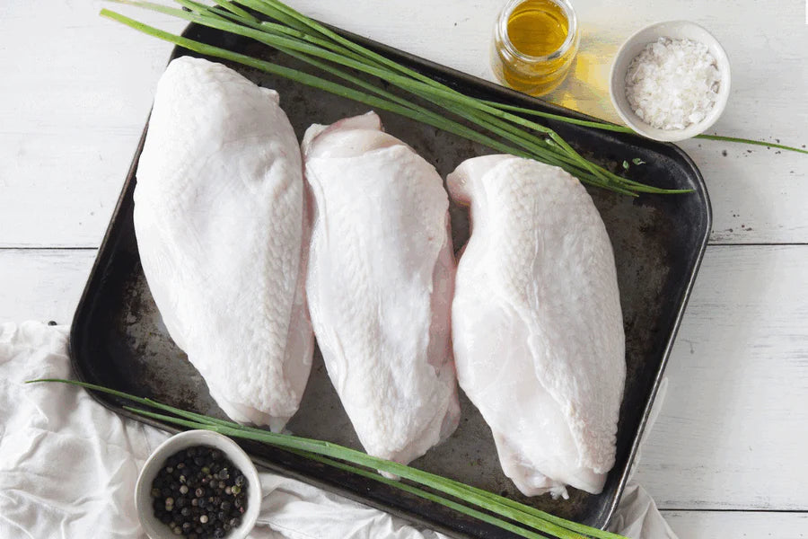 Cherry Tree Organics Skin On 1kg Chicken Breast Fillets